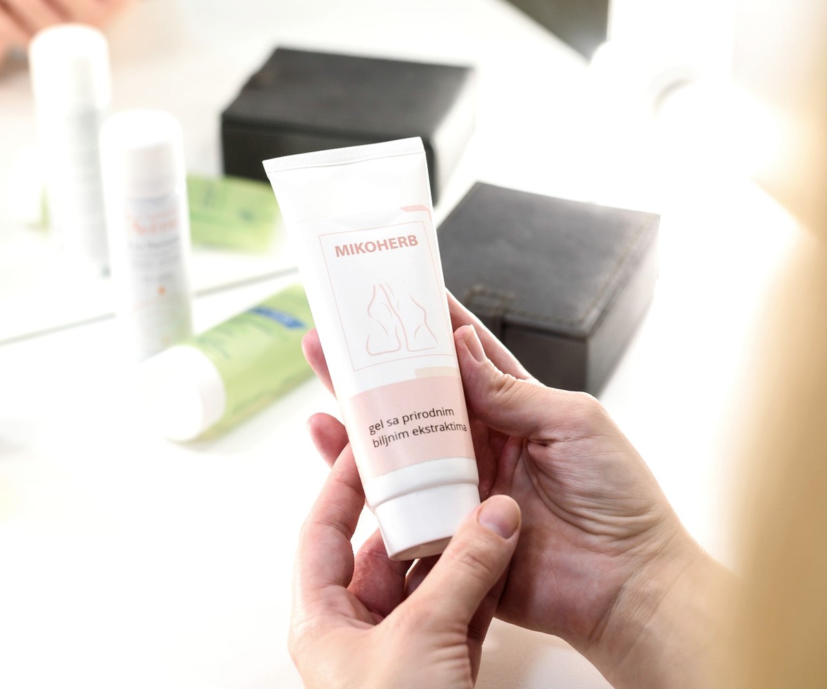 MIKOHERB GEL u svetloj spa postavci
